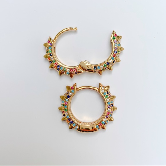 GOLD THICK TUBE HOOP EARRINGS, MINI CHUNKY HOOPS - Picture 5 of 7